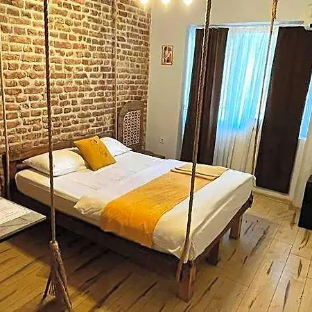 Hotel Aysahotel 3*